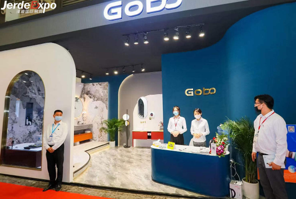 參展商該如何注意自己?jiǎn)T工形象?展臺(tái)設(shè)計(jì)搭建服務(wù)公司分享經(jīng)驗(yàn)